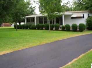 4900 Epperson Rd, Paducah, KY 42003