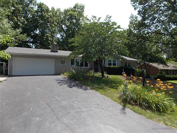2nd image of 8209 Troup Ave