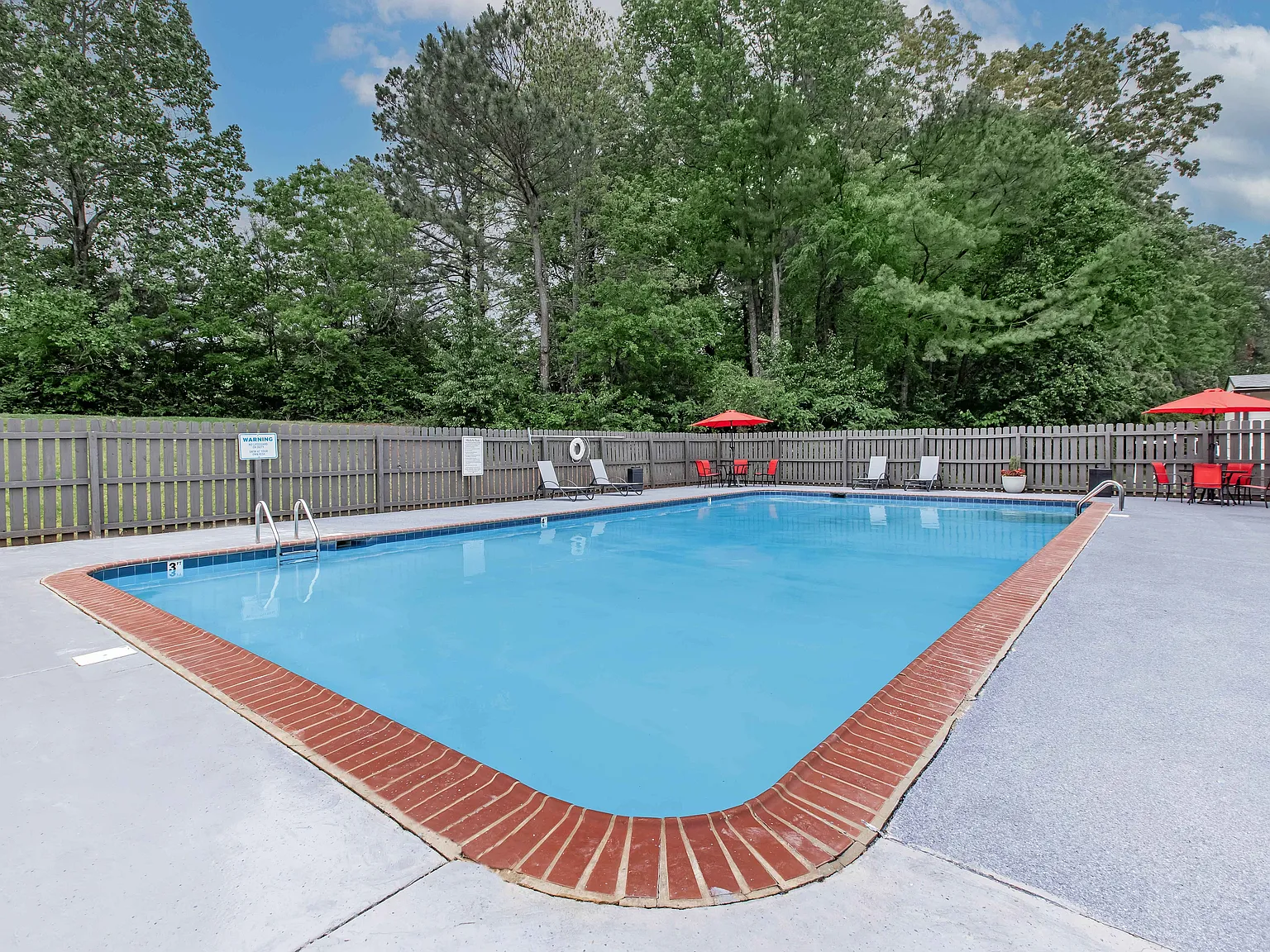 Shelton Park Apartments — Photo 4