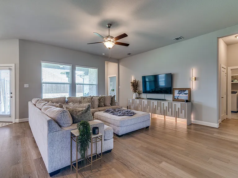 268 Cisco Trl — Photo 7