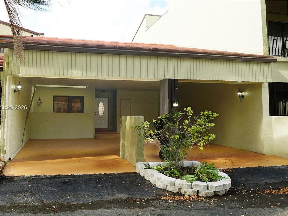 1st image of 3823 Estepona Ave