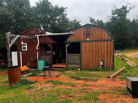 2nd image of 25934 White Oaks Ln