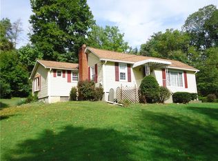 276 Millersdale Rd, Greensburg, PA 15601