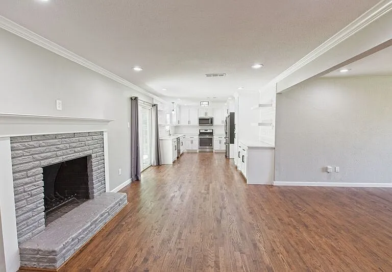 304 S Grove Rd — Photo 15