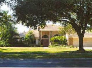 2412 Huntington Blvd, Safety Harbor, FL 34695