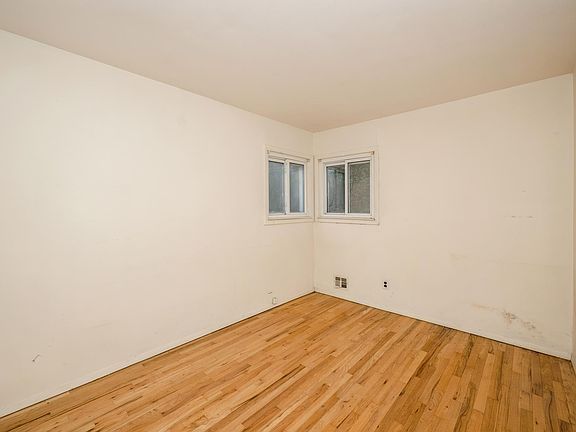 5th image of 9 Deepdale Ct