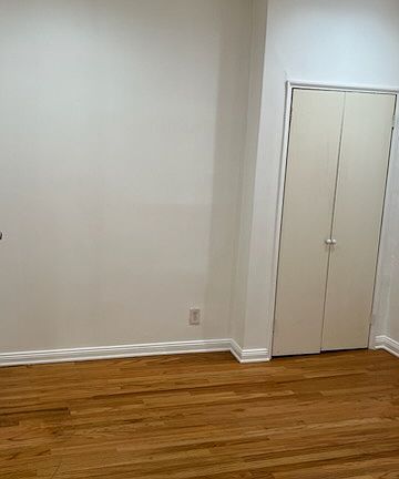 5th image of 164 Brighton Ave Floor 1
