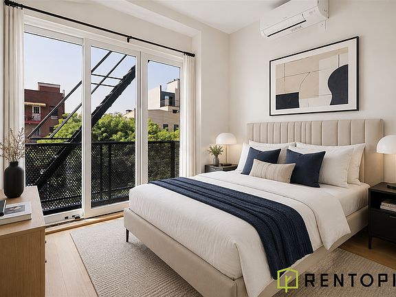 4th image of 209 Montrose Ave #4B