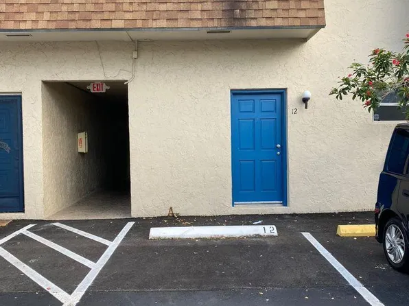 15385 S Dixie Hwy APT 12, Palmetto Bay, FL 33157