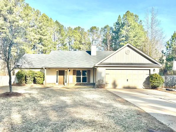 1006 Sara Hunter Ln NW, Milledgeville, GA 31061