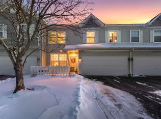 1873 Wildflower Ct, Shoreview, MN 55126
