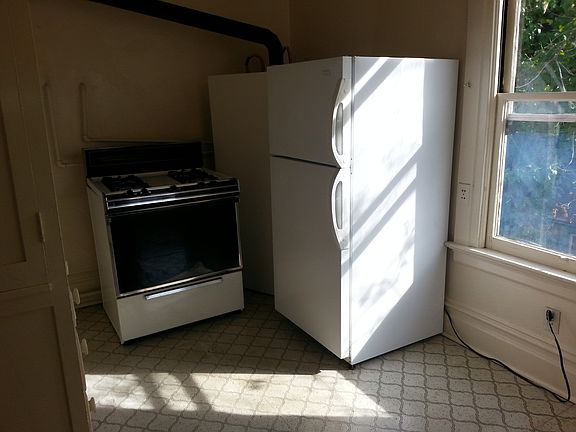 2nd image of 762 Broadway