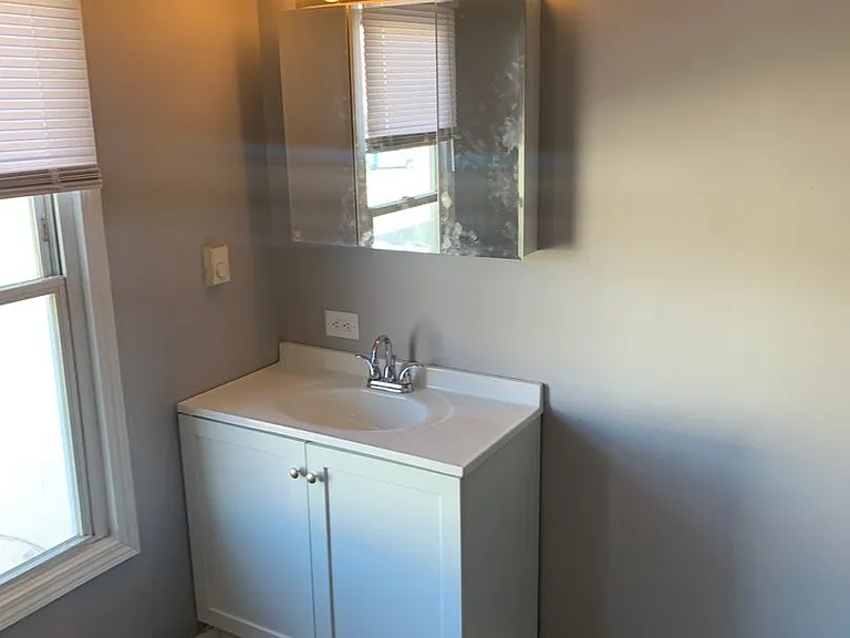 51 E Church St — Photo 6