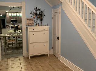 406 Wirt St, Henry, IL 61537