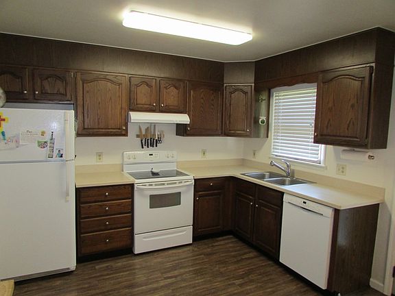 5th image of 120 Danielle Dr