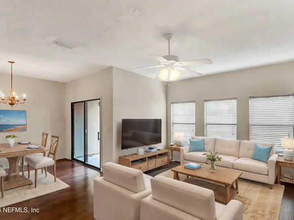 5247 BRIGHTON PARK Lane, Jacksonville, FL 32210