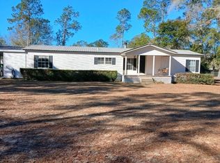 81 Henri St, Folkston, GA 31537