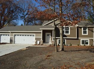 2655 Ezekiel Dr, Muskegon, MI 49442