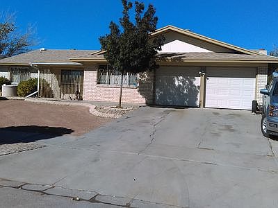 1st image of 1729 Trawood Dr