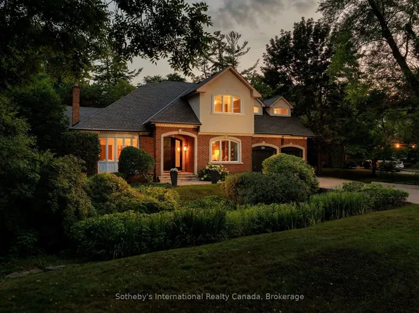 56 Birch Hill Ln, Oakville, ON L6K 2N9