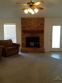 3rd image of 20512 Dove Ln