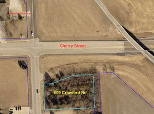 609 N Crawford Rd, Vermillion, SD 57069
