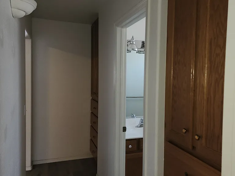 1620 Avalon Ct #A — Photo 9