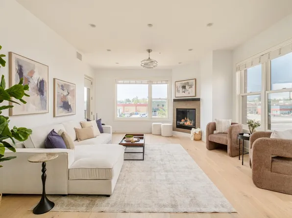 3301 Arapahoe Ave #222, Boulder, CO 80303