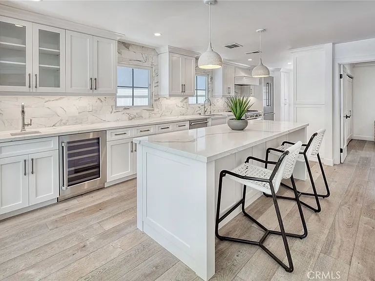 705 Larkspur Ave — Photo 18