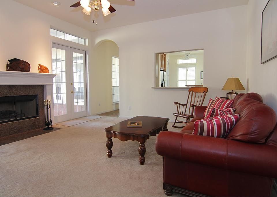 1st image of 110 Canal Dr
