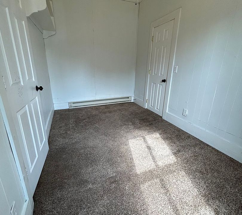 1st image of 1014 5th Ave S #1018