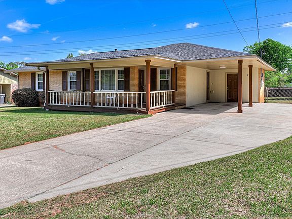 2nd image of 2405 Ponderosa Drive