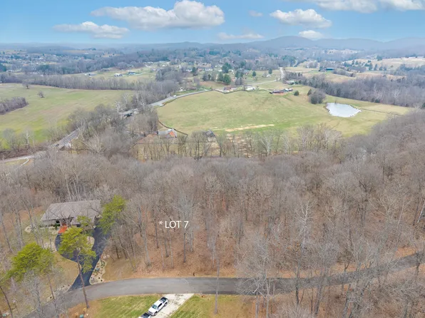 7 Hunter Ln, Somerset, KY 42503