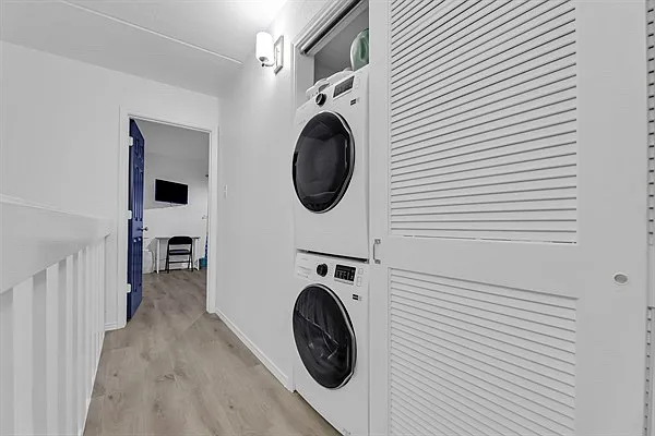 104 E Parade Dr #22 — Photo 14