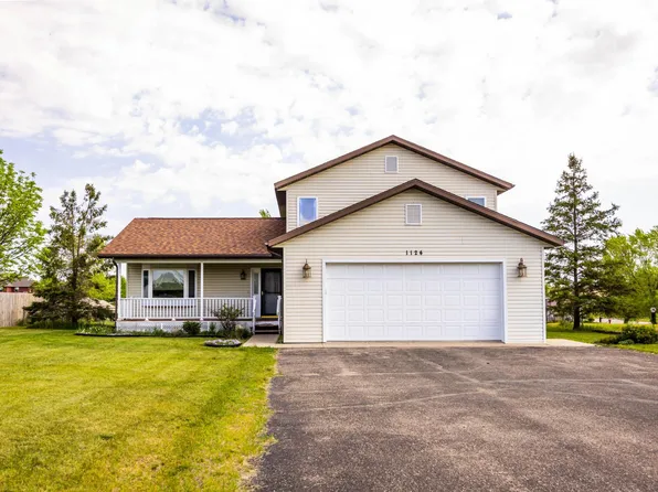1124 Garnet Blvd, Detroit Lakes, MN 56501