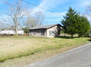 502 Edgar St, Dayton, TX 77535