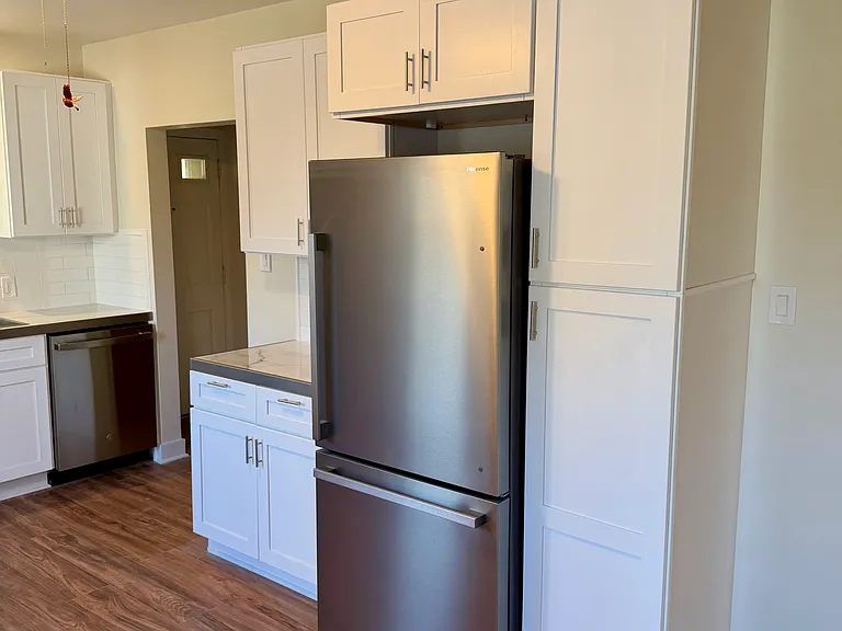 204 W Main St — Photo 5