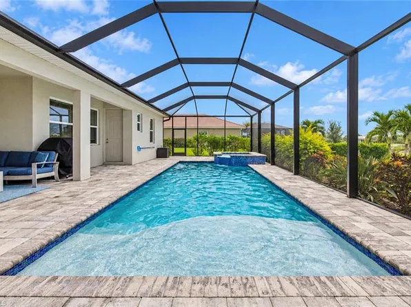 18763 Lake Hammock Dr, Naples, FL 34114