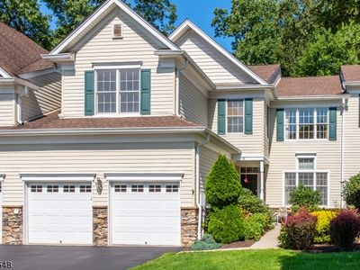 75 Mackenzie Ln, Denville, NJ, 07834