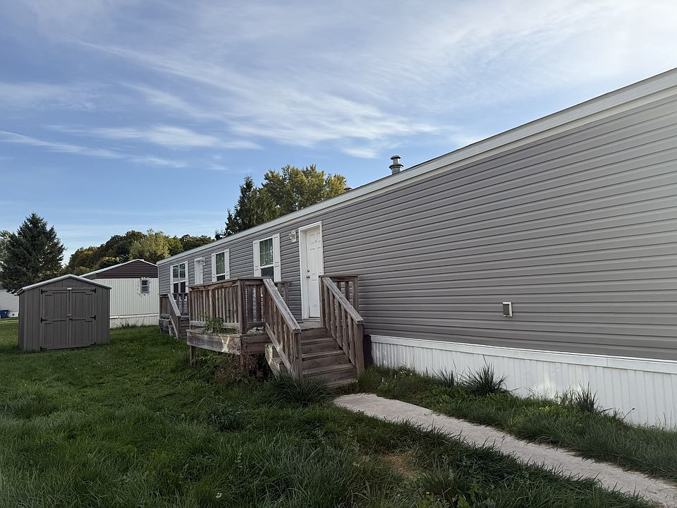 2nd image of 4310 Meadow Lane Dr #235