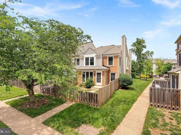 7530 Emerald Dr, Manassas, VA 20109