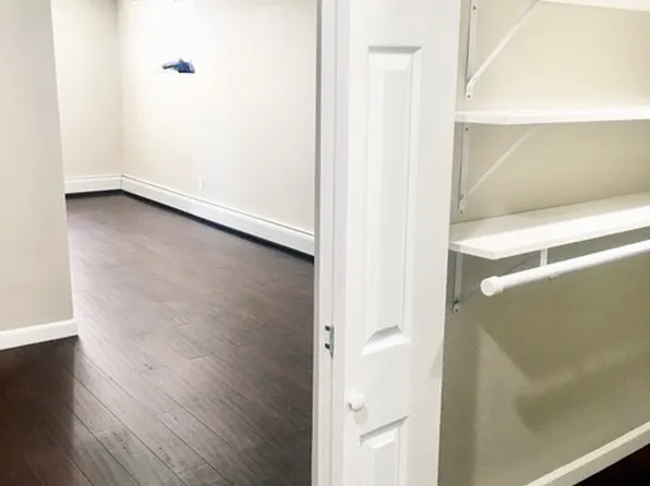 231 Warren Avenue image 11 of 16