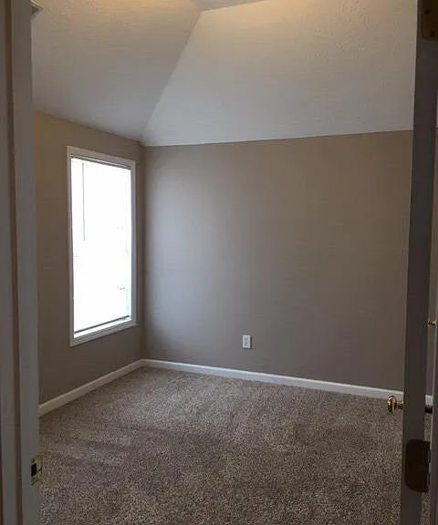 3189 Sweet Clover Ln — Photo 36