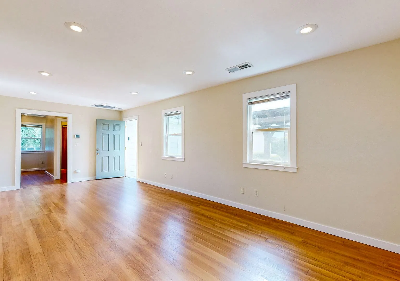 871 Dowdell Ln, — Photo 2