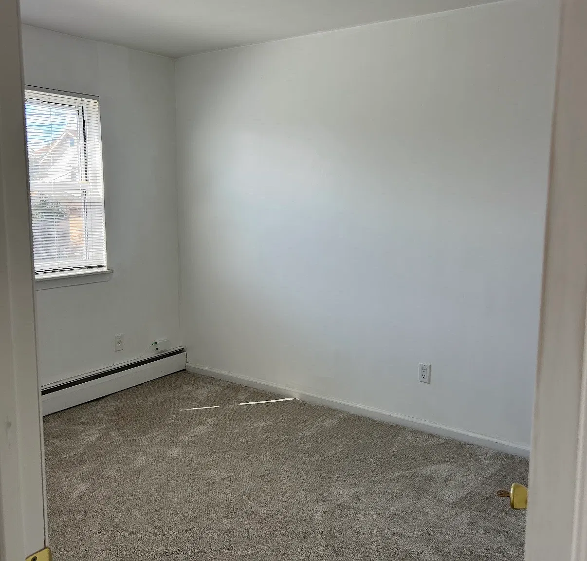 3 bed, 1000 sqft, $3,000 — Photo 4