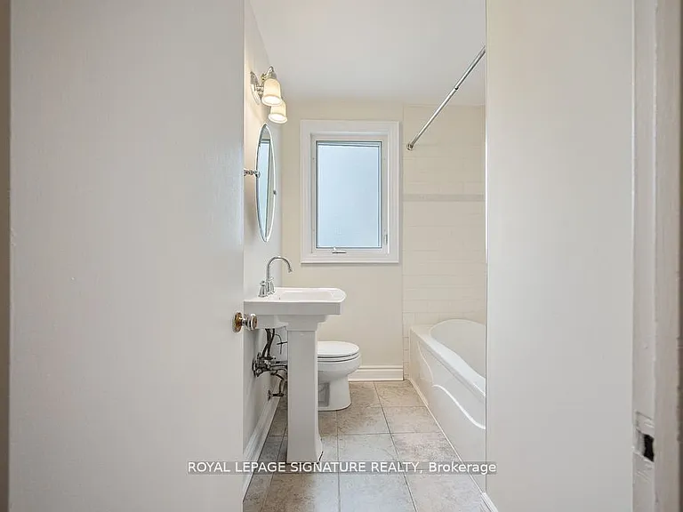 124 Homewood Ave — Photo 18