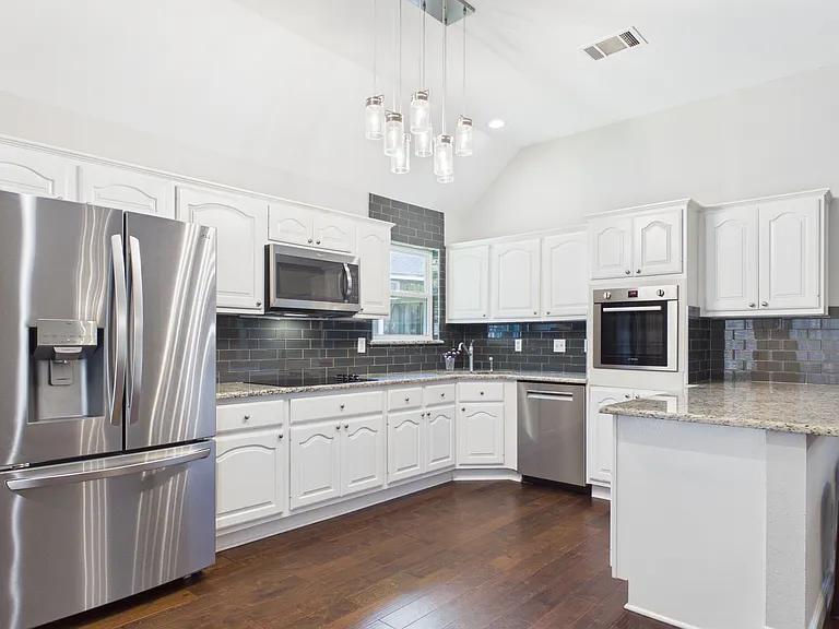 1405 Meadowbrook Dr — Photo 22