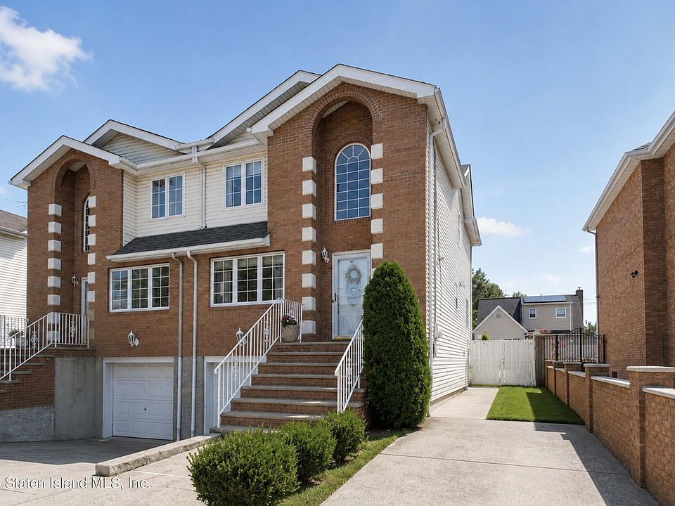 2nd image of 355 Willowbrook Rd