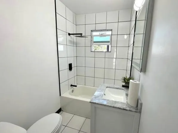 710 E 82nd St, Los Angeles, CA