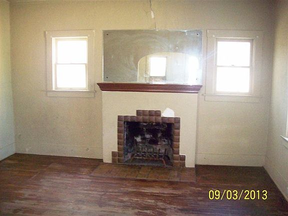 4th image of 4614 E Iowa Ave